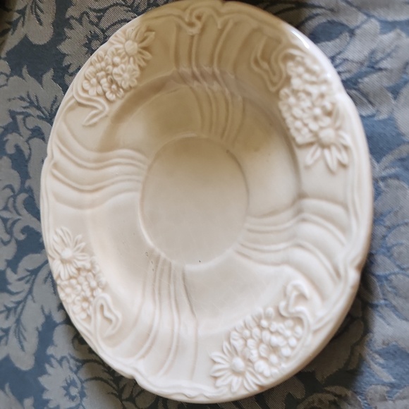 Vintage Beltane tea cups and saucers - Picture 5 of 6